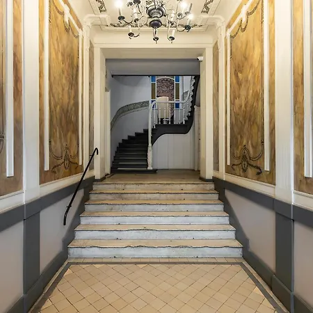 Chelmonskiego 8-02 By Farkas *